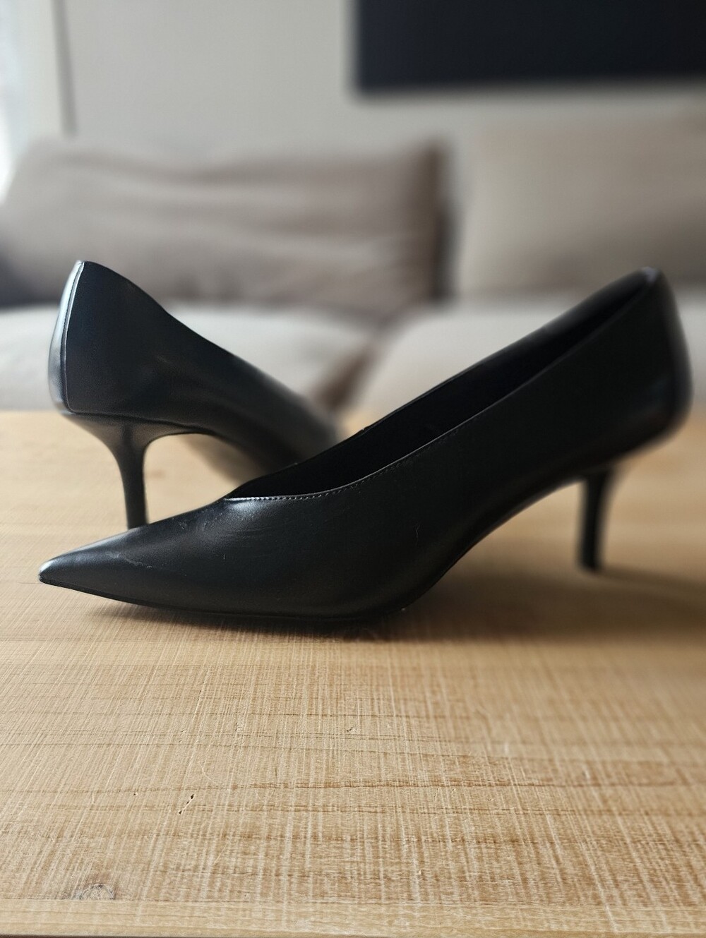 H&M Black Pointed Toe Kitten Heels Size 11 | Classic Office Pumps